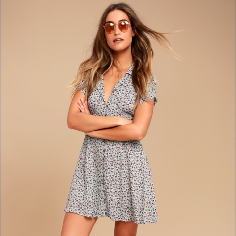 Lulus mini floral dress